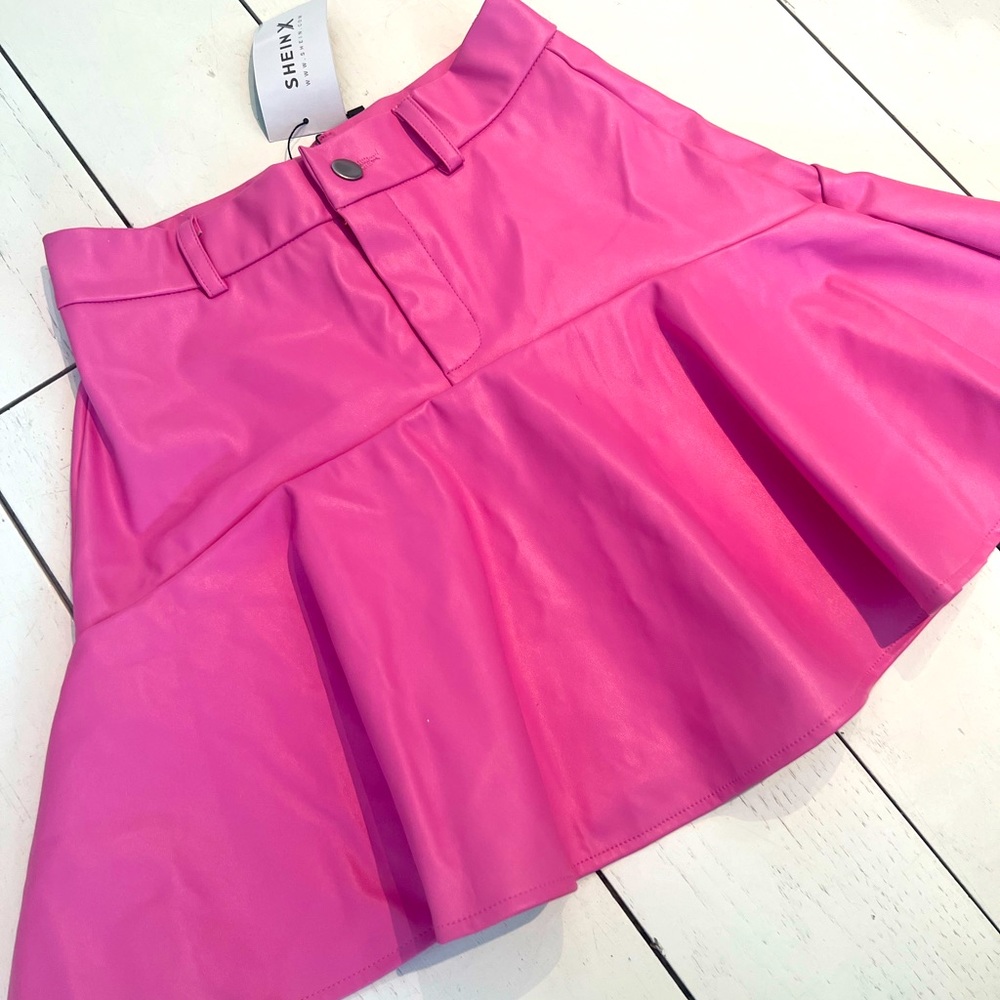 Pink skirt